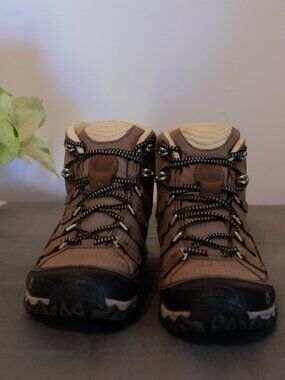 Oboz Women's Juniper Mid B-DRY Waterproof Hiking Boots